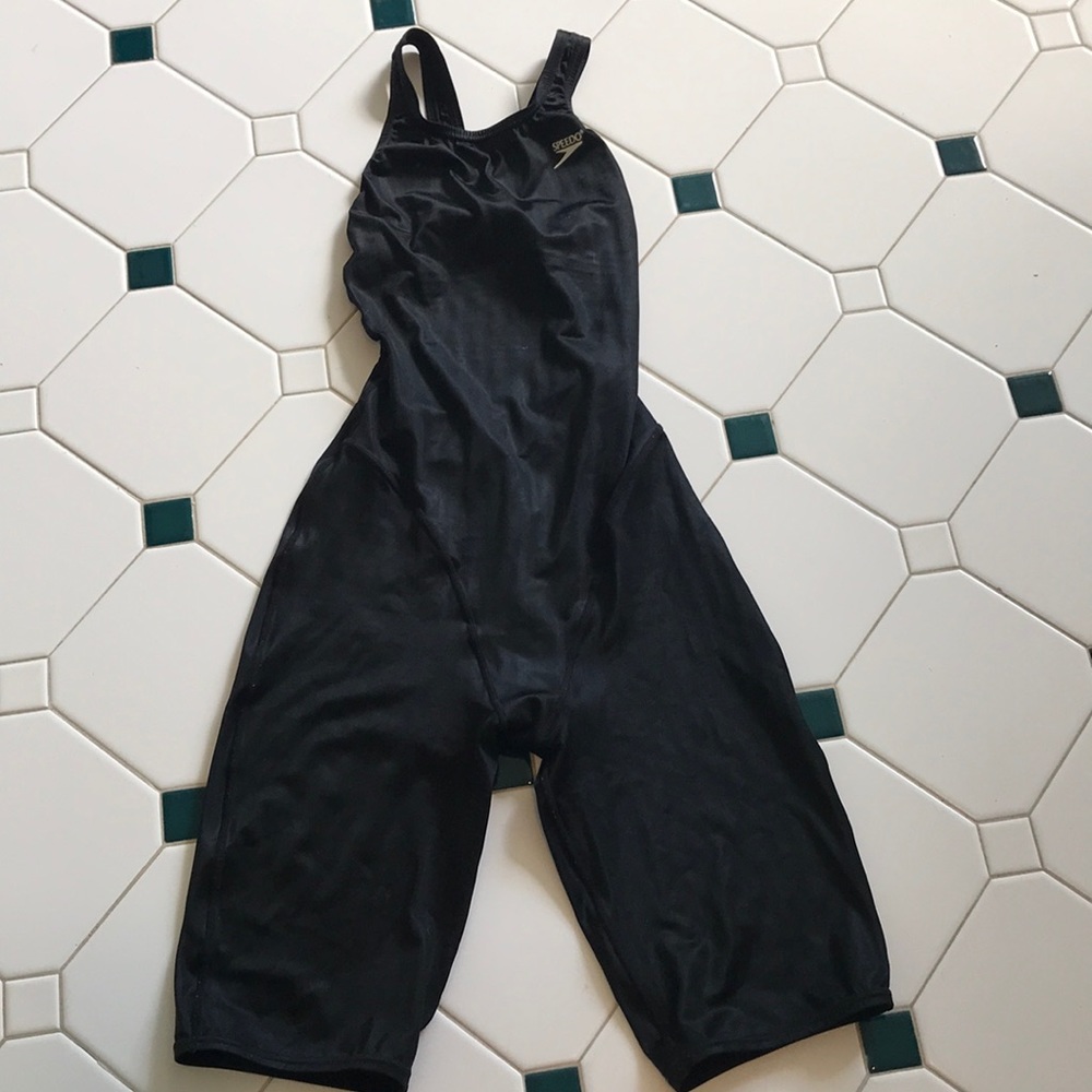 Speedo kneeskin